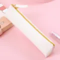 Estuche minimalista de piel sintética PU con cremallera dorada, gran capacidad de papelería. - Blanco