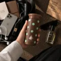 Mini termo marrón de lunares, botella de agua portátil y muy bonita para el uso diario en casa. - 200ml / Lunares Café