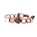Vue détaillée du bracelet tressé en pierre naturelle et gourde en bois de qualité. - Aventurine Rose