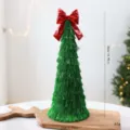 Weihnachts Lametta Baum Dekoration mit roter Schleife festliche Tischdeko Wohnaccessoire. - 38 cm / Grün