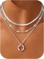 Collana multistrato in argento con elegante ciondolo ad anello torto per donne stile chic. - Collana a Triplo Strato Cerchio Irregolare Catena a Spina di Pesce Argento