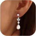 Argentati orecchini pendenti con perla a goccia e zirconi, elegante variante foglia - Stile 8 (ZR-NC-668) / 1 Paio / Argento