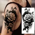 Adesivo per tatuaggio di rosa nera sexy per braccio arte corporea impermeabile moda - Stile Fiore di Rosa (NZ668)