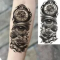 Adesivo per tatuaggio temporaneo impermeabile con orologio da tasca occhio e rose. - Stile Fiore di Rosa (NZ666)