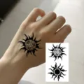 Adesivo per tatuaggio temporaneo impermeabile con splendido design di totem solare per mani. - HS034