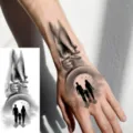 Adesivo per tatuaggio temporaneo per mano in bianco e nero, design di famiglia realistico. - FO067 / 15x7cm