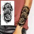 Adesivo per tatuaggio temporaneo impermeabile con orologio da tasca vintage e rose. - XZ003 (Rosa Orologio da Tasca)