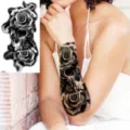 Autoadesivo per tatuaggio temporaneo con rose e teschio nero e bianco per braccio e gamba. - XZ059 (Rosa Teschio)