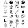 Foglio di tatuaggio temporaneo in bianco e nero con disegni minimali di fiori e teschi. - HM058 (Elementi Popolari)