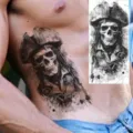 Waterproof temporary pirate skull tattoo sticker for arm, leg, and body art decoration. - NZ1161 / 19.8x9.6CM