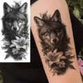 Adesivo Tatuaggio Temporaneo Lupo e Giglio Realistico Nero Grigio Braccio Gamba Arte - Adesivo per Tatuaggio Lupo della Foresta e Giglio (NZ091) / 19.8x9.6CM