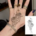 Adesivo per tatuaggio temporaneo con luna crescente e rosa per mano e corpo arte. - HS114