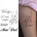 Adesivo per tatuaggio temporaneo con gesto della mano della famiglia, body art impermeabile. - HM010 / 10x8cm