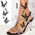 Adesivo per tatuaggio a farfalla, adesivo di trasferimento temporaneo floreale nero per piede. - Stile Farfalla e Vite (FO004) / 15x7cm