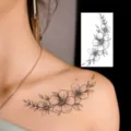 Autocollant de tatouage temporaire floral, design botanique noir pour épaule et corps. - HS141
