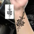 Classic dagger and rose temporary tattoo sticker, waterproof body art transfer for arm wrist. - HS144 / 9.8x5.8cm
