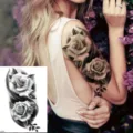 Adesivo per tatuaggio temporaneo con rosa nera e bianca per braccio e gamba decoro. - LZ241