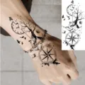 Pegatina de tatuaje temporal de brújula de boceto en blanco y negro para el brazo. - 15x7CM / Estilo FO382