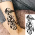 Zwart-witte realistische krijger tijdelijke tattoo sticker voor grote arm en been kunst. - FO307 / 15x7CM
