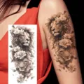 Waterproof temporary tattoo sticker featuring stylish black and white lion and flower design. - NZ630 / 19.8x9.6CM