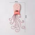 Arte murale in ferro a forma di polpo stile mediterraneo, decorazione camera bambini 30x56cm - Ciondolo Polpo / Rosa