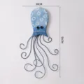 Decorazione murale polpo mediterraneo, resina blu e ornamento appeso in ferro per la cameretta. - Ciondolo Polpo / Blu