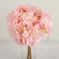 Joli bouquet de fleurs de dahlias artificiels roses en vase en verre pour mariage. - Dahlia à Bord Brûlé / Rose Clair