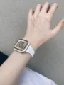 Wit hars horlogebandje vervanging compatibel met Apple Watch, stijlvol elegant ontwerp. - Wit Met Witte Behuizing
