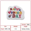 Patch brodé lettres colorées dopamine, joli badge brodé thermocollant et à coudre pour vêtements. - Lettrage Have a Good Day (3D-46)