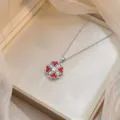 Colgante de collar de pétalos de corazón plateado elegante con circonitas cúbicas brillantes. - Color acero