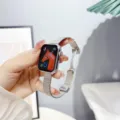 Cinturino in metallo con fibbia pieghevole magnetica compatibile smartwatch, motivo grano - Argento