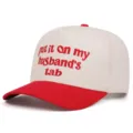 Elegante cappellino da baseball ricamato con tesa rossa e scritta personalizzata estiva. - Regolabile 55-59cm / Rosso