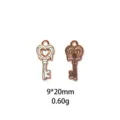 Pendentif clé cœur en alliage doré accessoire bijoux DIY mesure 9x20mm et pèse 0.60g. - Style Clé en Coeur (#20)
