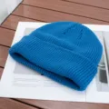 Blue knit beanie detail showing the soft ribbed texture and folded cuff design for winter. - One Size (High Elasticity) / 孔蓝色