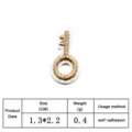 Gebبورduurde sleutel patch DIY kleding accessoires kleine maat zelfklevende applicatie badge - Gouden Kleine Sleutel Stijl (8963-5)