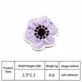 Geborduurde paarse bloem patch kleding accessoire 2.3x2.3cm zelfklevend diy decor - Paars Kleine Bloem Stijl (8963-8)