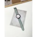 Cinturino per smartwatch in pelle verde chiaro con fibbia nera, elegante e resistente. - Verde