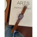 Bruine corduroy horlogeband schattig puppy patroon vervangende band compatibel Apple Watch. - Geschikt Voor Apple 38/40/41/(10e Gen 42mm) Universeel / Karamel