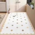 Tappeto doccia antiscivolo da bagno con bordo smerlato pois bianco variante modello - Tè al Latte Pois
