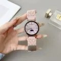 Gedetailleerd overzicht van roze nylon gevlochten horlogebandje, geschikt voor smartwatches. - Geschikt Voor Huawei GT5 41mm (18mm Band) / Lus Magnetisch Lichtroze Stippen Nylon Geweven Horlogeband