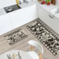 Ensemble de tapis de cuisine ferme avec motifs animaux vintage et carreaux classiques. - Tapis de Cuisine Américain 6.10-5