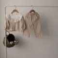 Toddler girls autumn clothing set with sweet lace ruffle collar sweatshirt and pants. - 120cm / Apricot