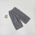 Pantalones casuales a rayas de algodón para niños vista detallada, estilo vintage con bolsillos. - 73cm / Rayas Negras