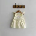 Bonito vestido de verano amarillo para niña con bordado de conejo y tirantes de lazo para uso diario. - 73cm / Amarillo Limón