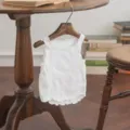 Top de tirantes blanco de algodón arrugado para niña, verano liso sin mangas con volantes - 73cm / Beige