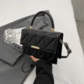 Elegante gesteppte Umhängetasche für Damen, modische Handtasche für Alltag und Freizeit. - Schwarz