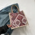 Ethnische Canvas Tragetasche, vintage geometrisches Kreuzstich Muster, große Handtasche. - Ethno-Rot