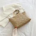 Beige Gesteppte Kettentasche für Damen, Stilvolle Rautenmuster Umhängetasche - Khaki