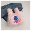 Rosa flauschige Monster Plüsch Umhängetasche, süßes Cartoon Design, weiche Handtasche für Mädchen. - Rosa