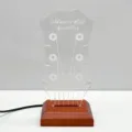 Hölzerner LED-Gitarrenplektrum-Ständer mit Acryl-Kopfplatten-Design und Musiknoten. - Stil D